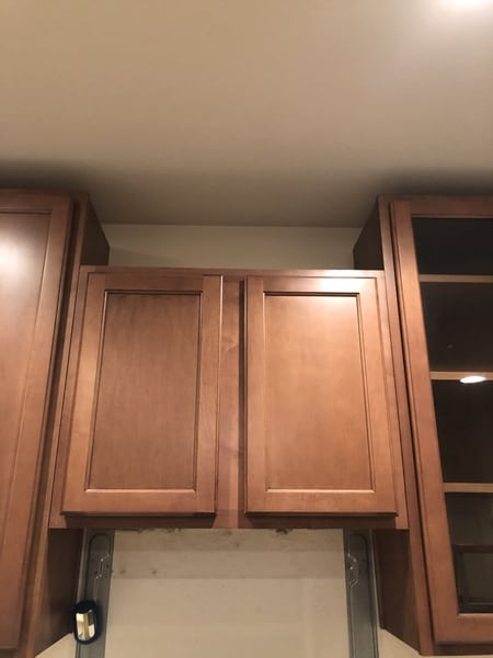 Lowered wall cabinet